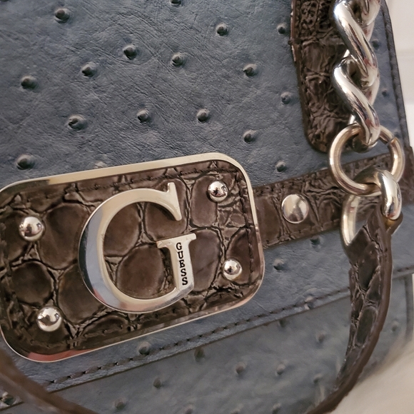 GUESS Purse Handbag Blue Gray Chain handle Faux Croc Logo Small Like New Logo G - Picture 7 of 11